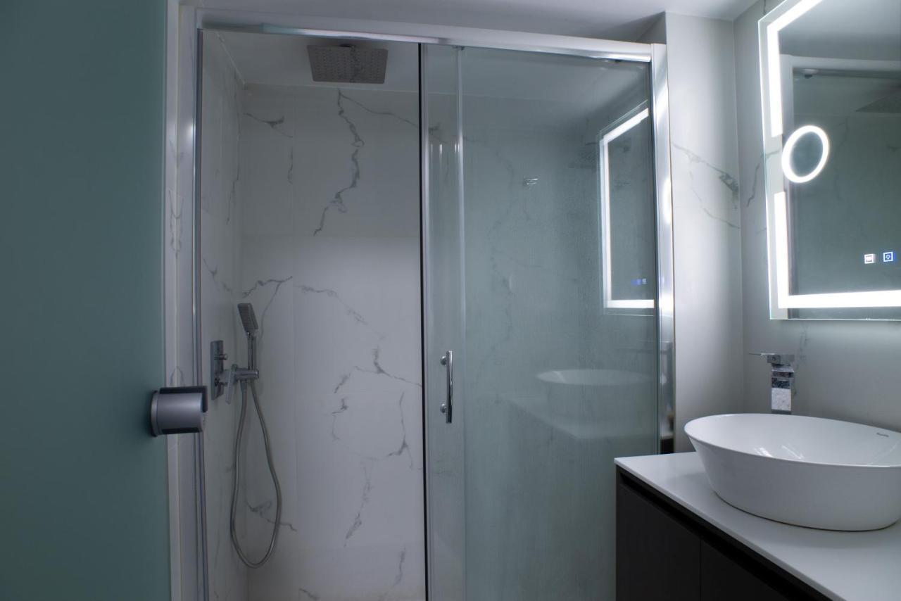Modern-Lux Central 1 Bedroom Condo Athènes Extérieur photo